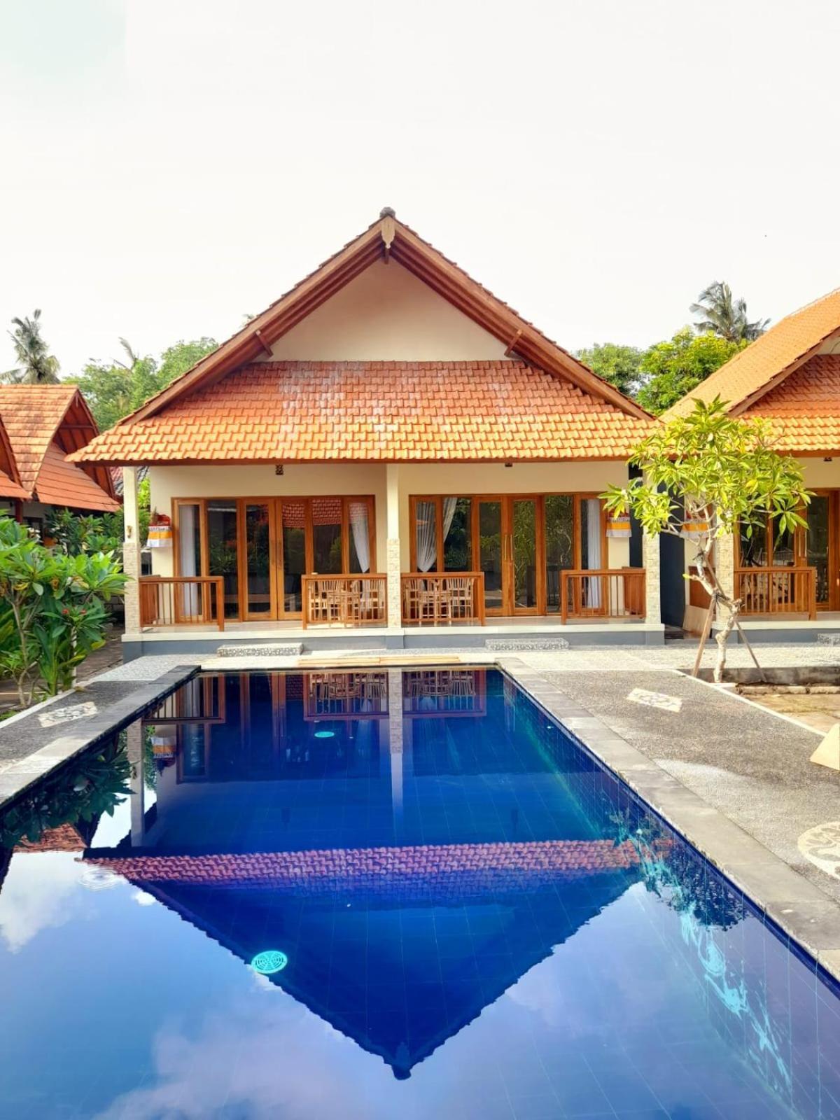 Sindhu Mesari Bungalow Toyapakeh Exterior photo